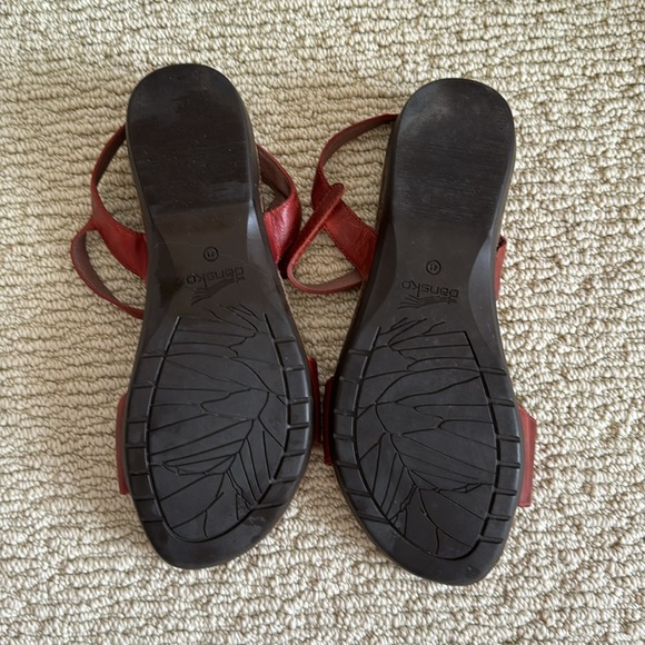 Dansko Janelle red sandals size 41 (9.5 - 10) - Picture 2 of 8